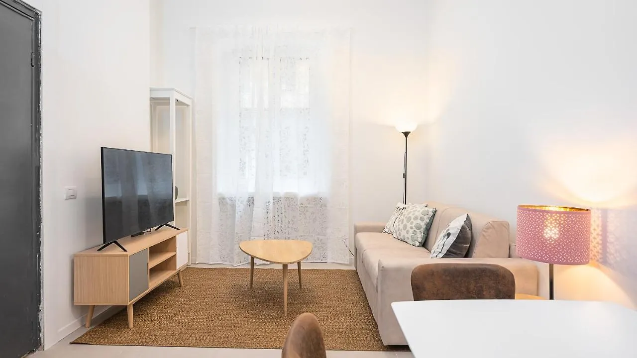 Classbnb - Due Moderni Appartamenti A 1Km Dall'Arco Della Pace Milan Apartment